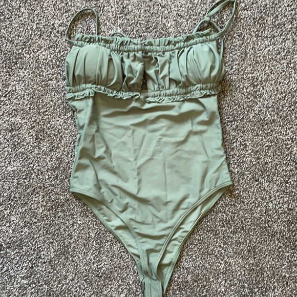 Green Thin Straps Ruffle Cut-out One-Piece Suit - Picture 3 of 4
